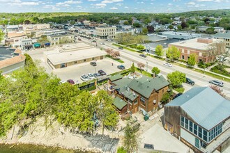 642 W Main St, Lake Geneva, WI for sale Building Photo- Image 1 of 1