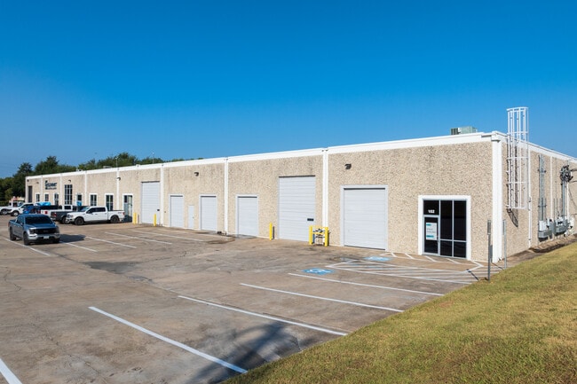 More details for 9416 Neils Thompson Dr, Austin, TX - Light Industrial, Industrial to Rent