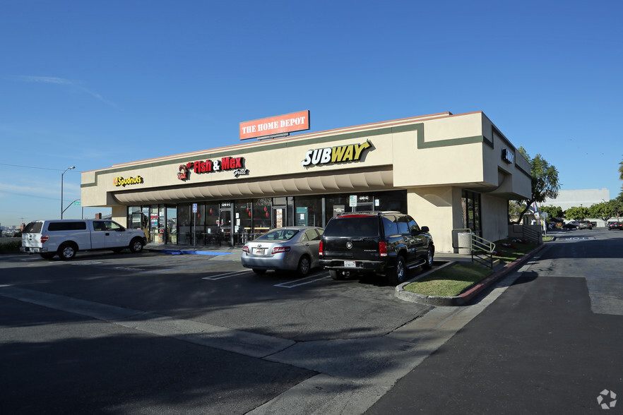 4949 W Slauson Ave, Los Angeles, CA for rent - Primary Photo - Image 1 of 4