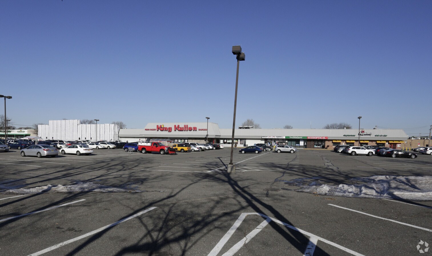 600 N Wellwood Ave, Lindenhurst 11757 Lindenhurst Plaza UK