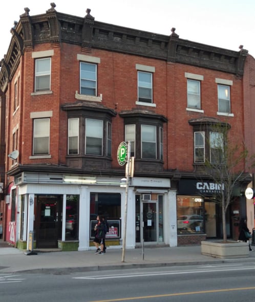 363-367 Clinton St, Toronto, ON for sale - Building Photo - Image 1 of 5