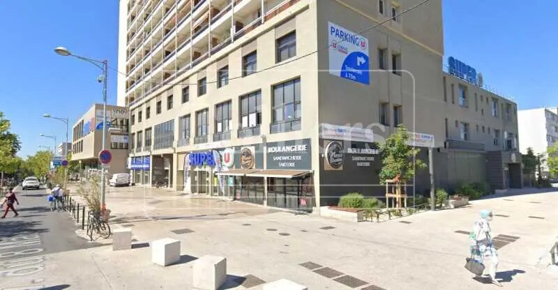 Office in Aix-en-Provence to rent Building Photo- Image 1 of 10