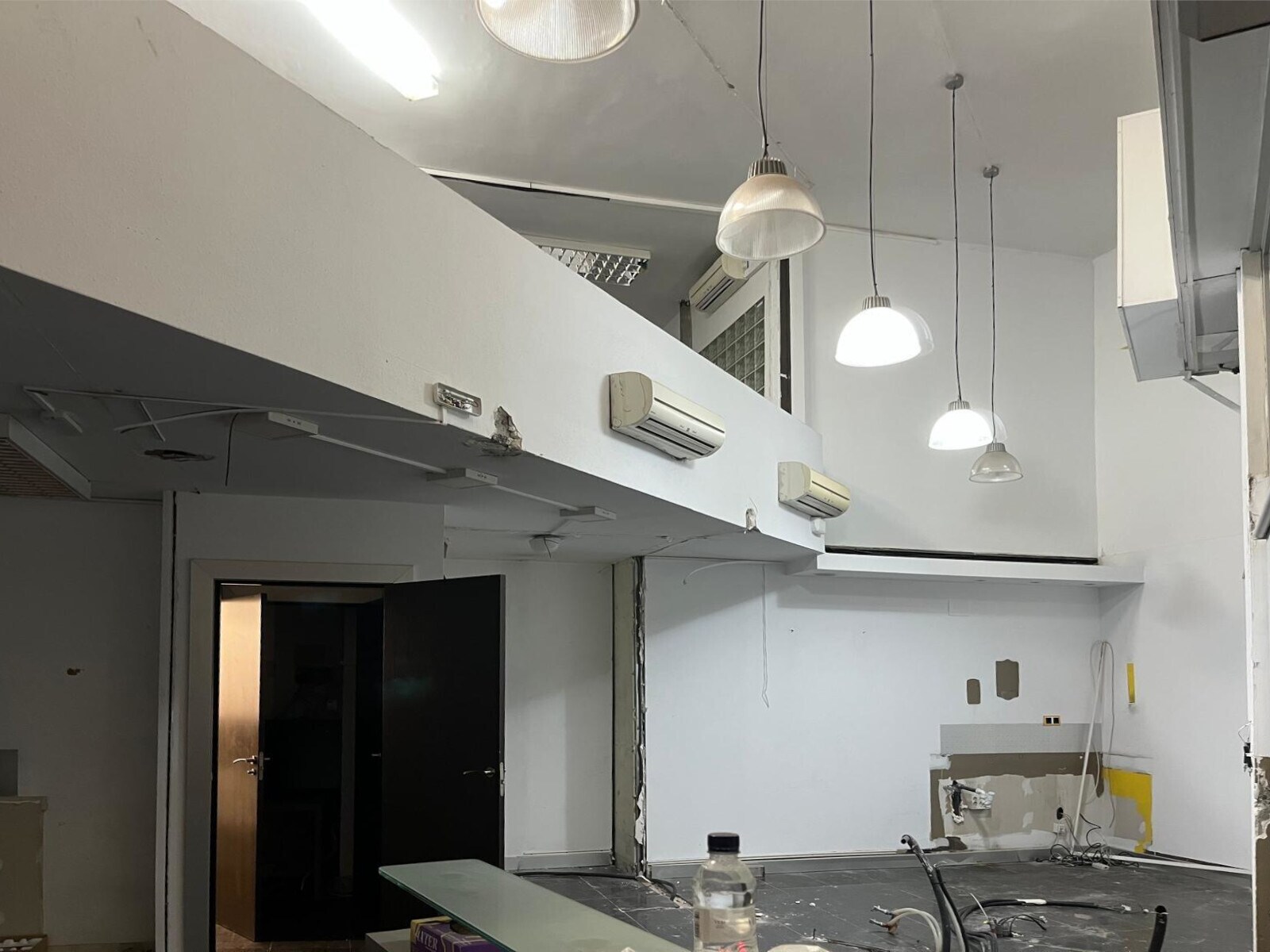 Retail in Viladecans, Barcelona to rent Interior Photo- Image 1 of 11