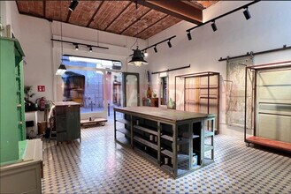 Retail in Barcelona, Barcelona to rent Interior Photo- Image 1 of 10