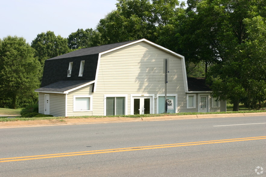 7701 Matthews Mint Hill Rd, Mint Hill, NC for sale - Building Photo - Image 3 of 5