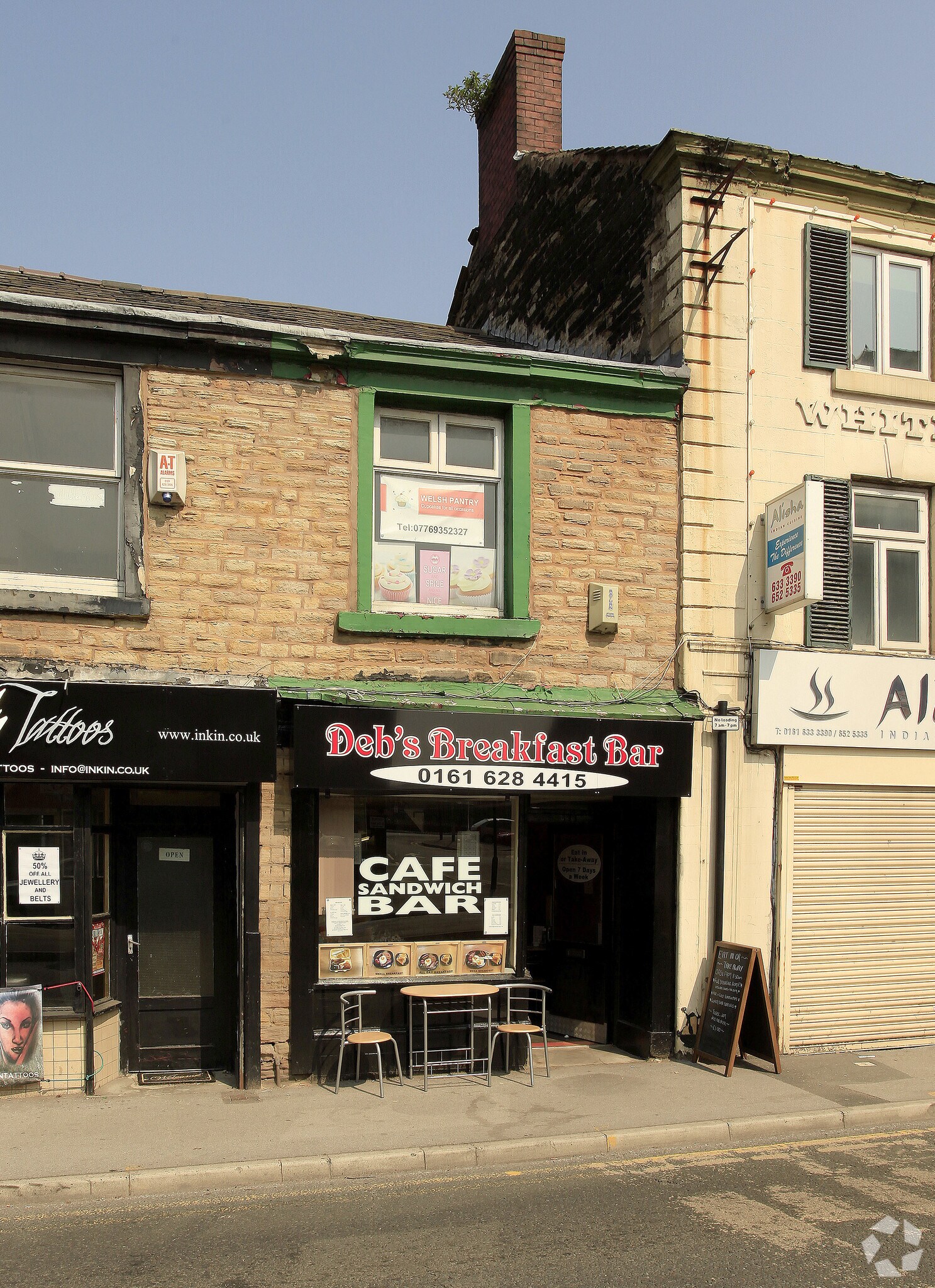 183 Huddersfield Rd, Oldham for sale Primary Photo- Image 1 of 1