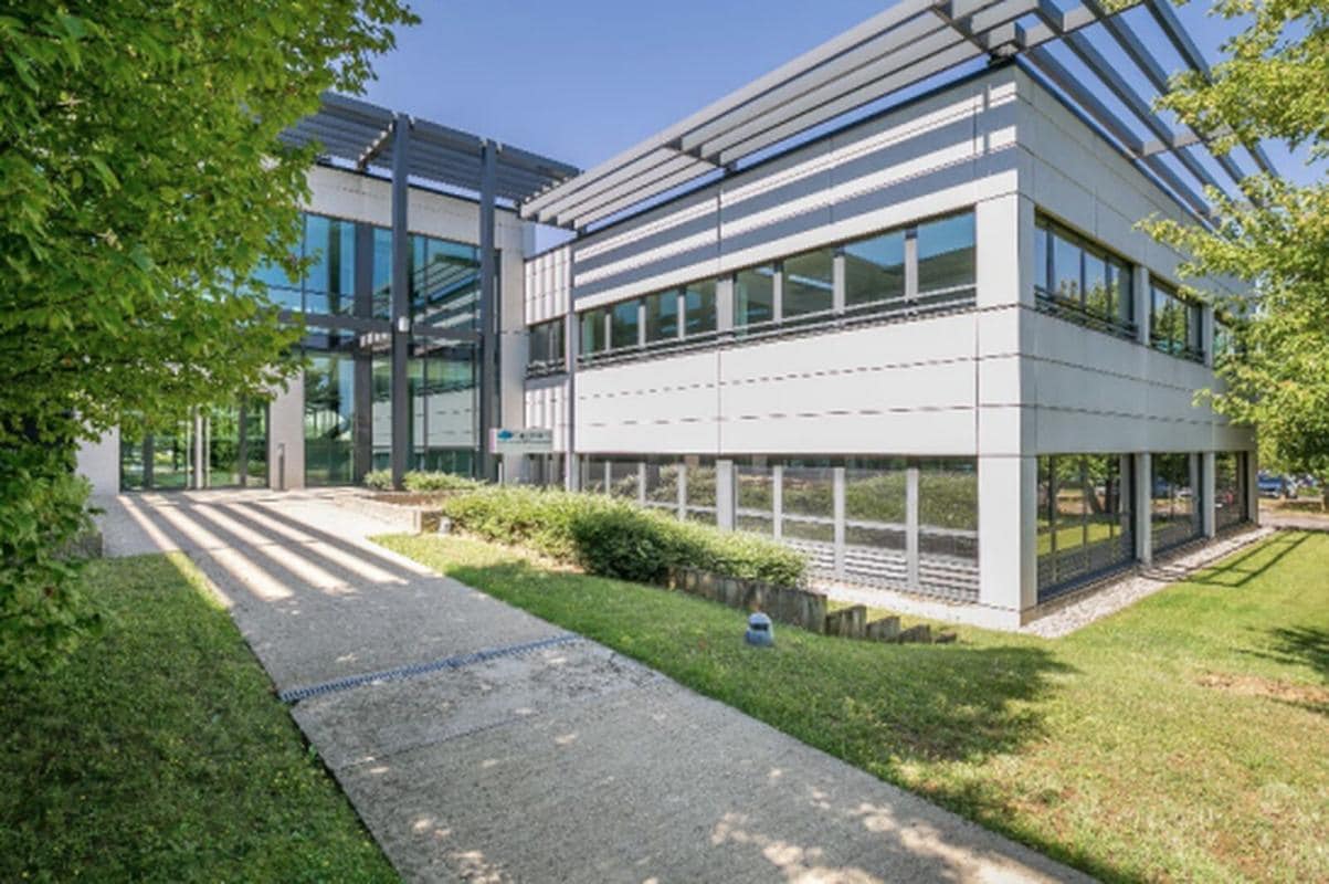 Office in Saint-Priest to rent Building Photo- Image 1 of 22