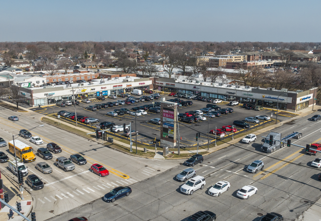 6310 W 95th St, Oak Lawn, IL for rent Building Photo- Image 1 of 12