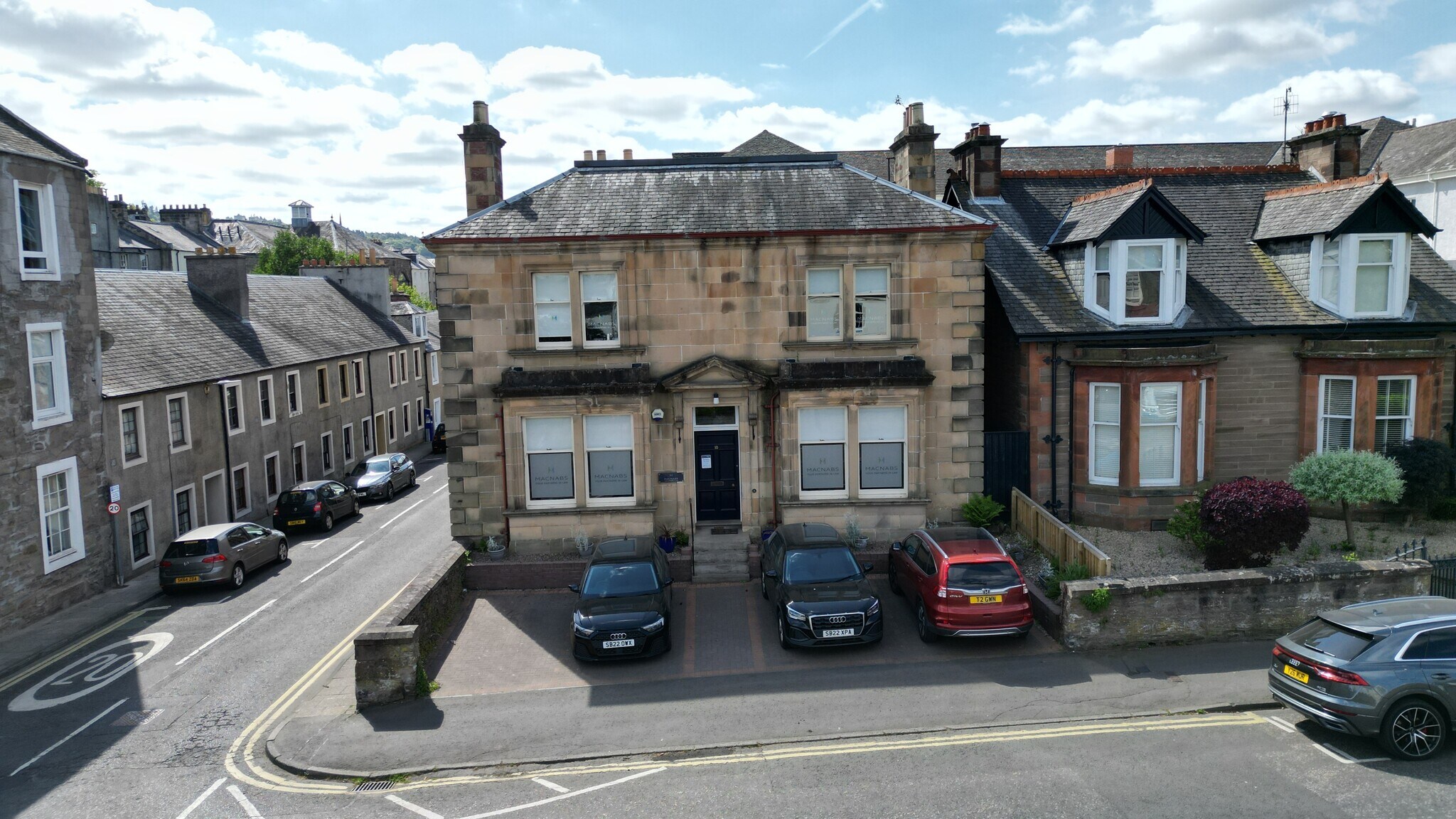 10 Barossa Pl, Perth to rent Building Photo- Image 1 of 10