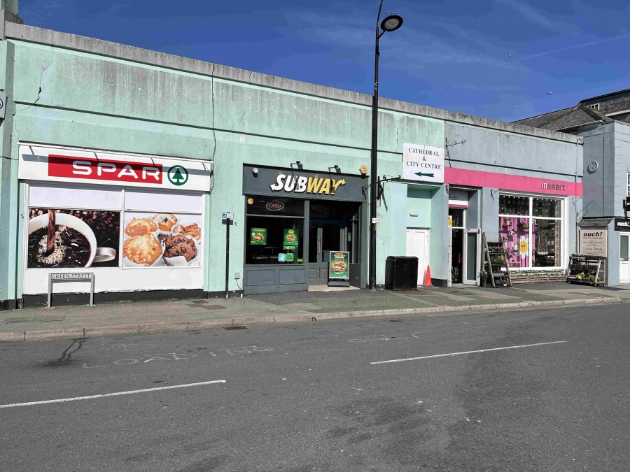 Back Quay, Truro to rent Primary Photo- Image 1 of 7