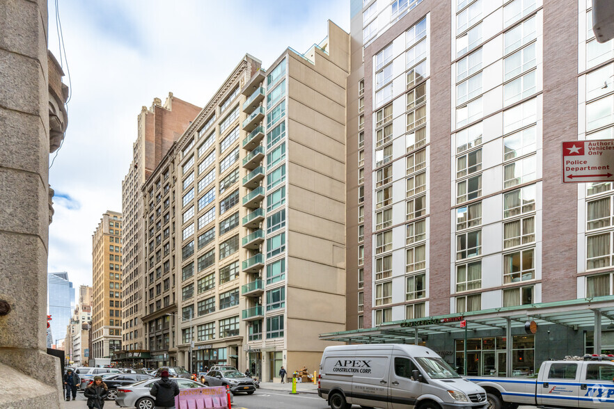 143 W 30th St, New York, NY for sale - Primary Photo - Image 1 of 1