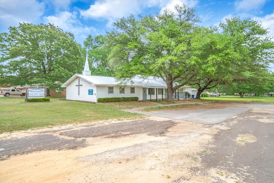 1500 Spring Street St, Grand Saline, TX for sale - Building Photo - Image 1 of 39