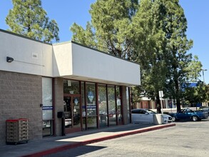 100-152 Browns Valley Pky, Vacaville, CA for rent Building Photo- Image 1 of 10