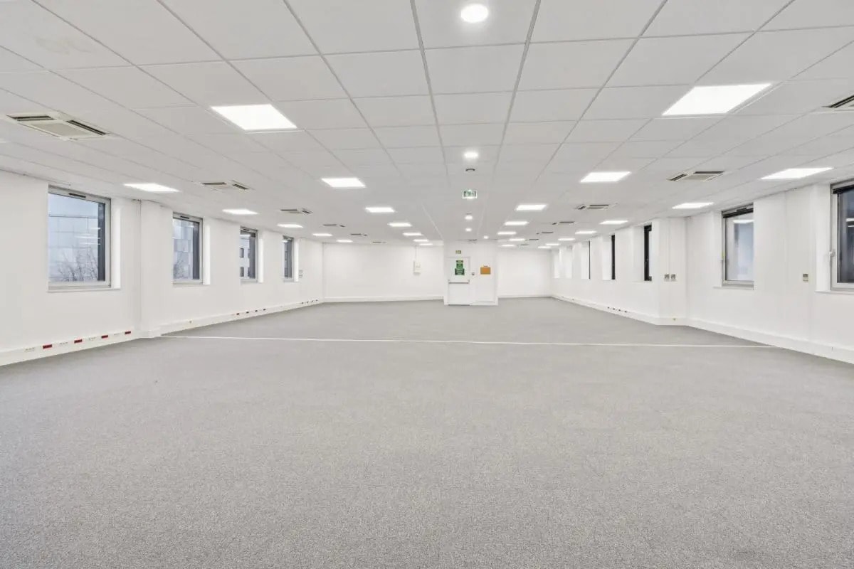 3-5 Promenade De La Bonnette, Gennevilliers to rent Building Photo- Image 1 of 16