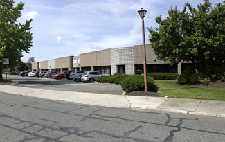 More details for 44 W Jefryn Blvd, Deer Park, NY - Industrial for Rent