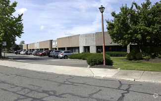 More details for 44 W Jefryn Blvd, Deer Park, NY - Industrial for Rent