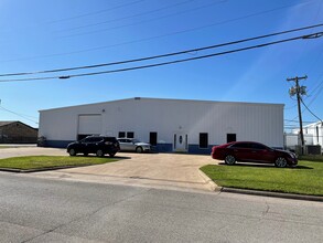 100-102 Grove St, Terrell, TX for sale Building Photo- Image 1 of 1