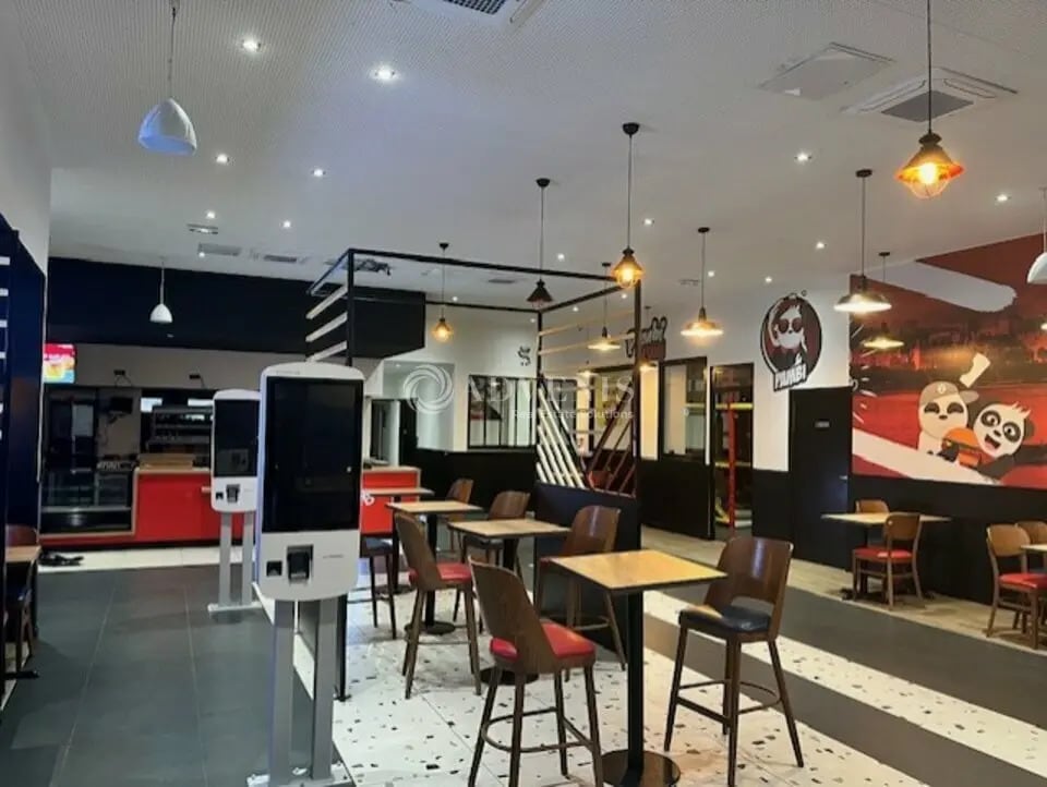 Location Commerce 530 m² - Photo 1