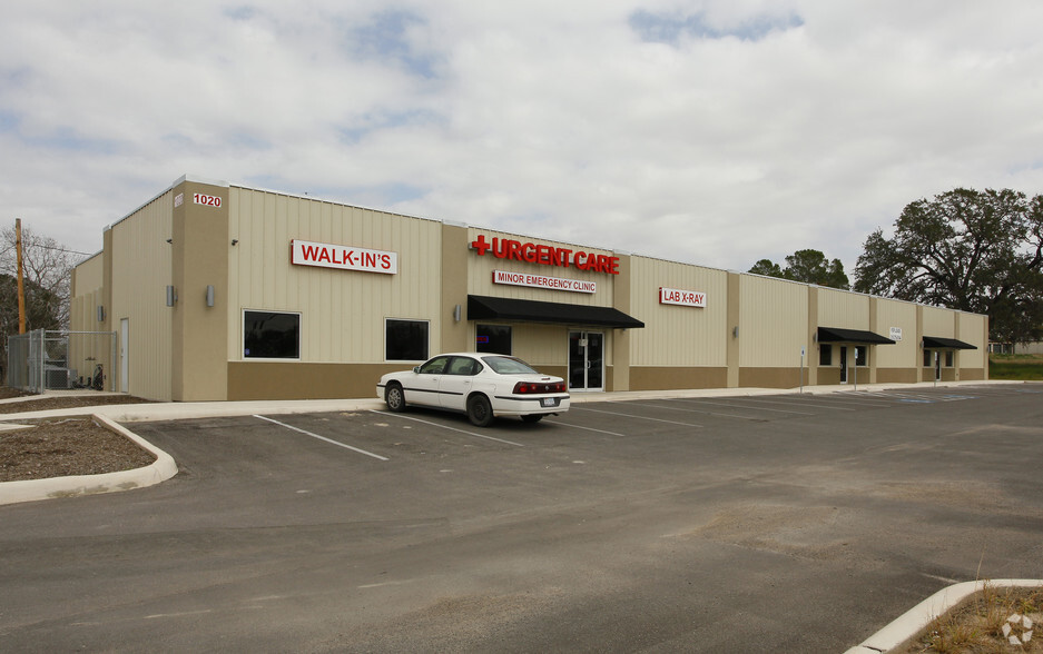 1020 Bensdale Rd, Pleasanton, TX for sale - Primary Photo - Image 1 of 1