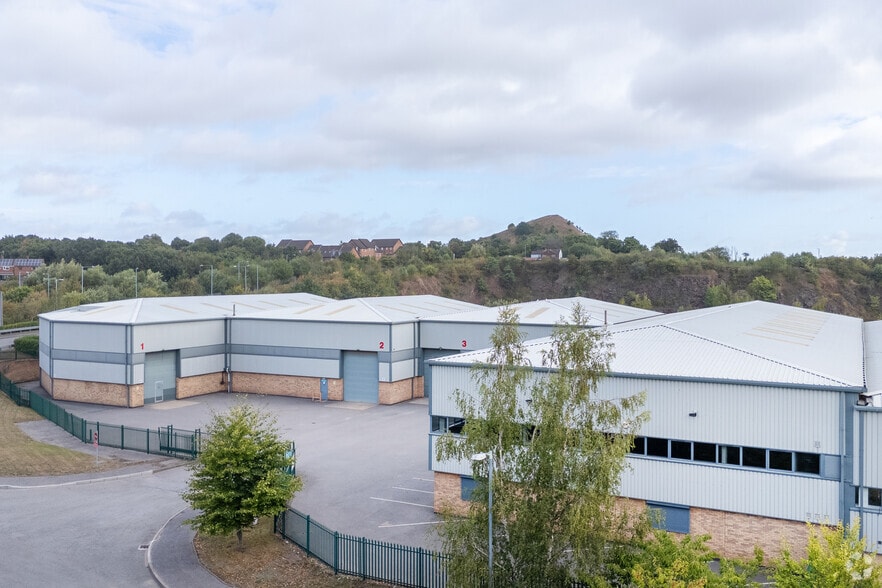 Century Park portfolio of 2 properties for sale on LoopNet.co.uk - Building Photo - Image 3 of 3