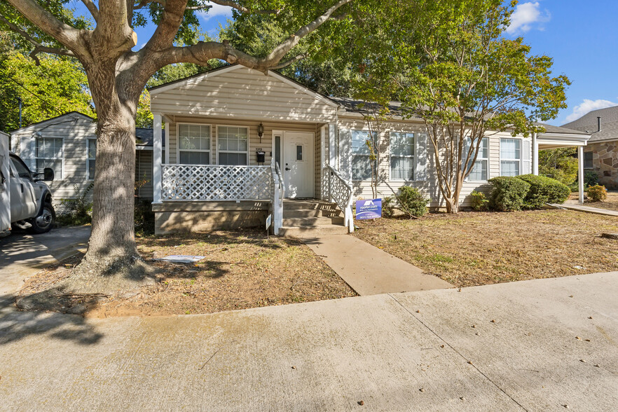 1313 W Abram St, Arlington, TX for rent - Building Photo - Image 2 of 19