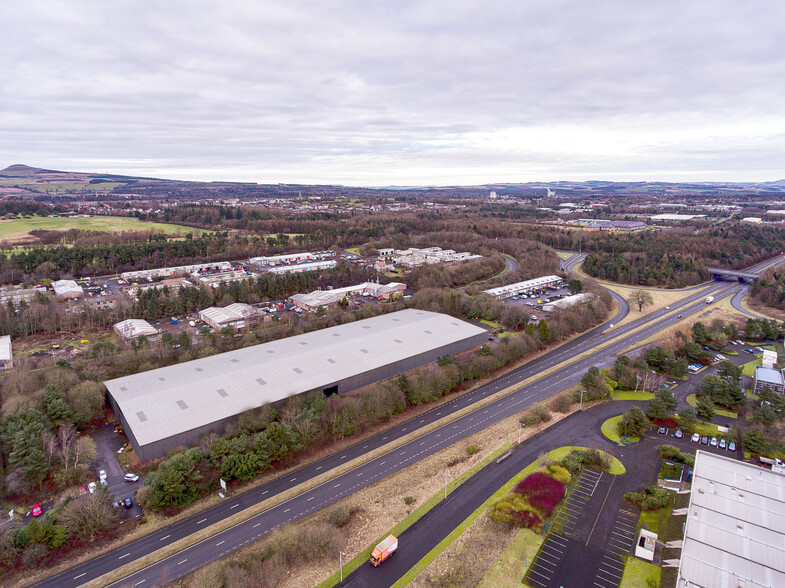 Westlaw Rd, Glenrothes for rent - Aerial - Image 2 of 2