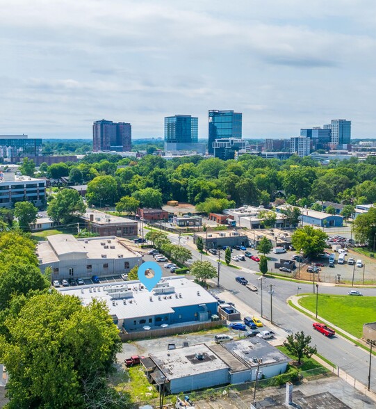 500 W Summit Ave, Charlotte, NC for rent - Building Photo - Image 3 of 10