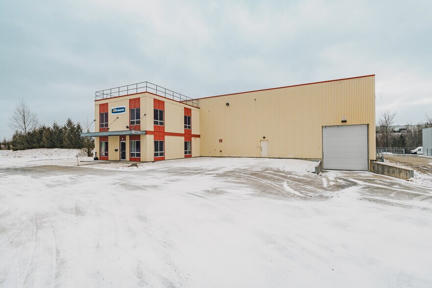 4100 Rue Lesage, Sherbrooke, QC for rent - Building Photo - Image 2 of 10