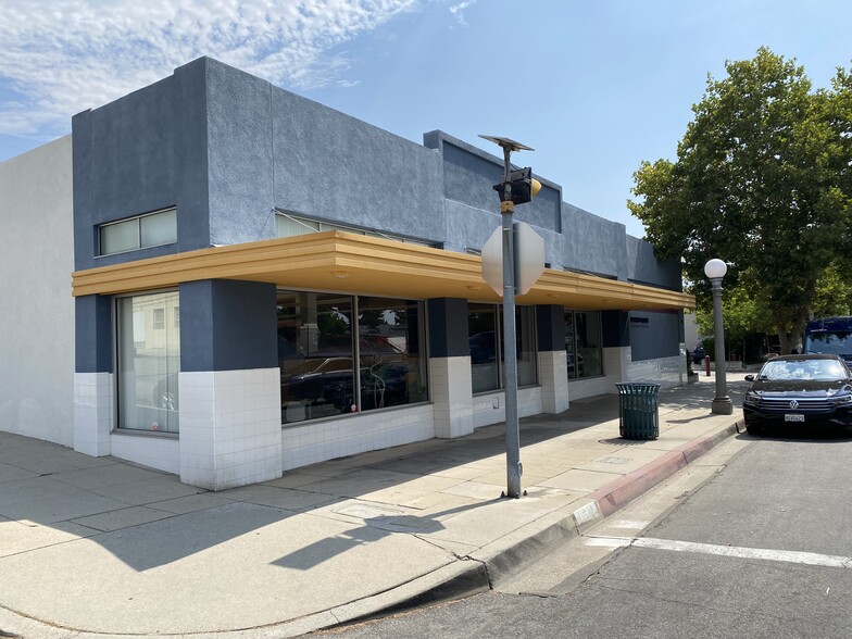 321-331 Sierra Madre Blvd, Sierra Madre, CA for sale - Building Photo - Image 1 of 1