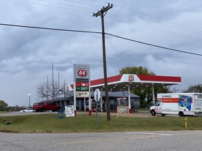 1927 Highway 62 W, Berryville, AR for sale Building Photo- Image 1 of 1