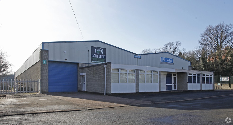 Bromsgrove Rd, Halesowen to rent - Building Photo - Image 2 of 5