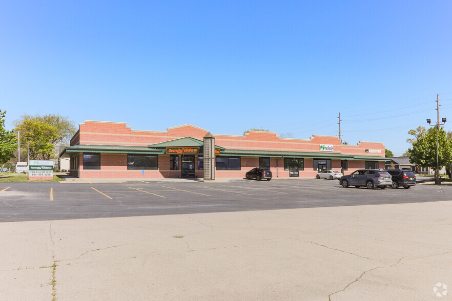 846 E Grand River Ave, Howell, MI for rent - Building Photo - Image 1 of 2