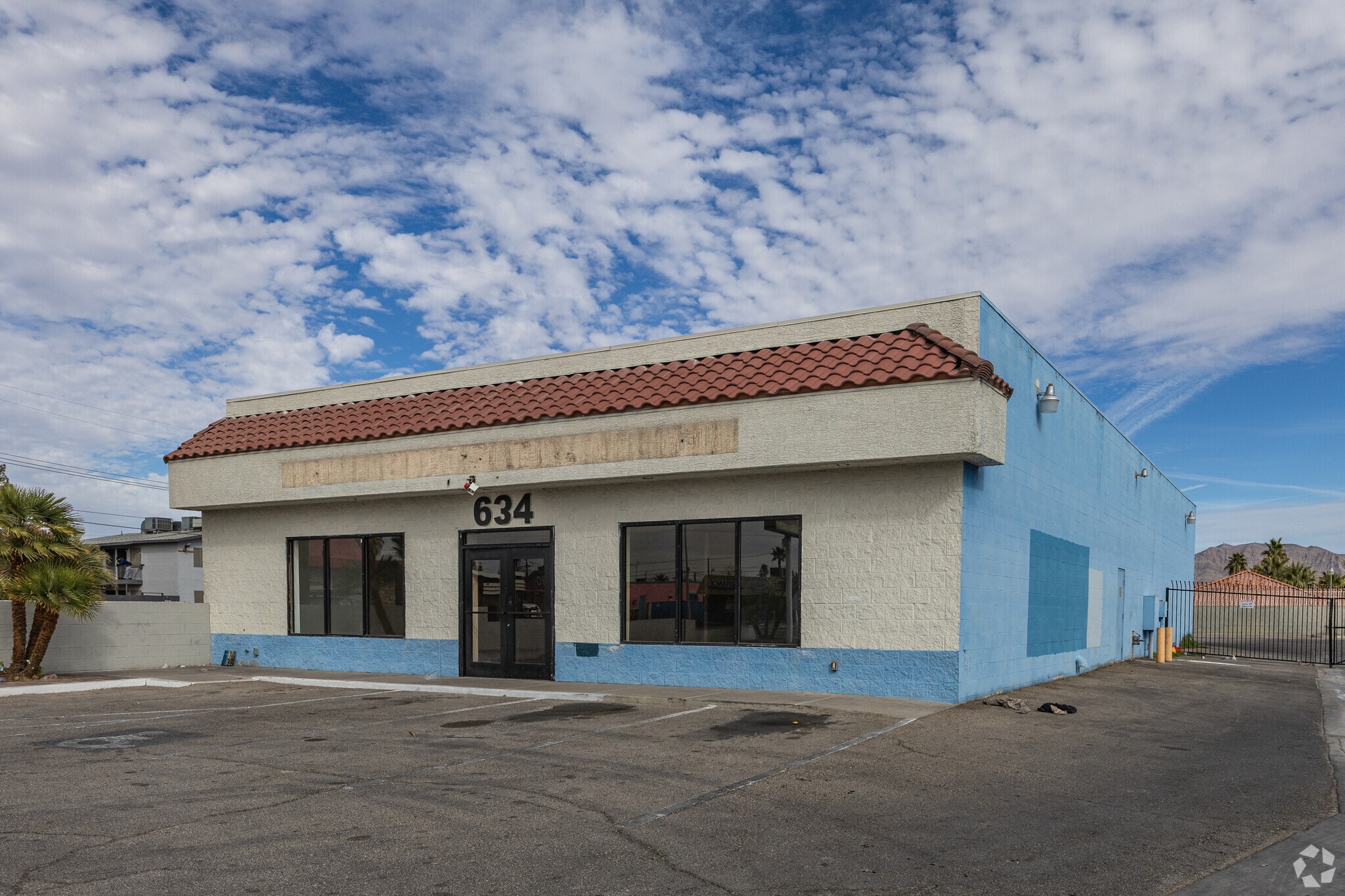 634 N Eastern Ave, Las Vegas, NV to rent Primary Photo- Image 1 of 7
