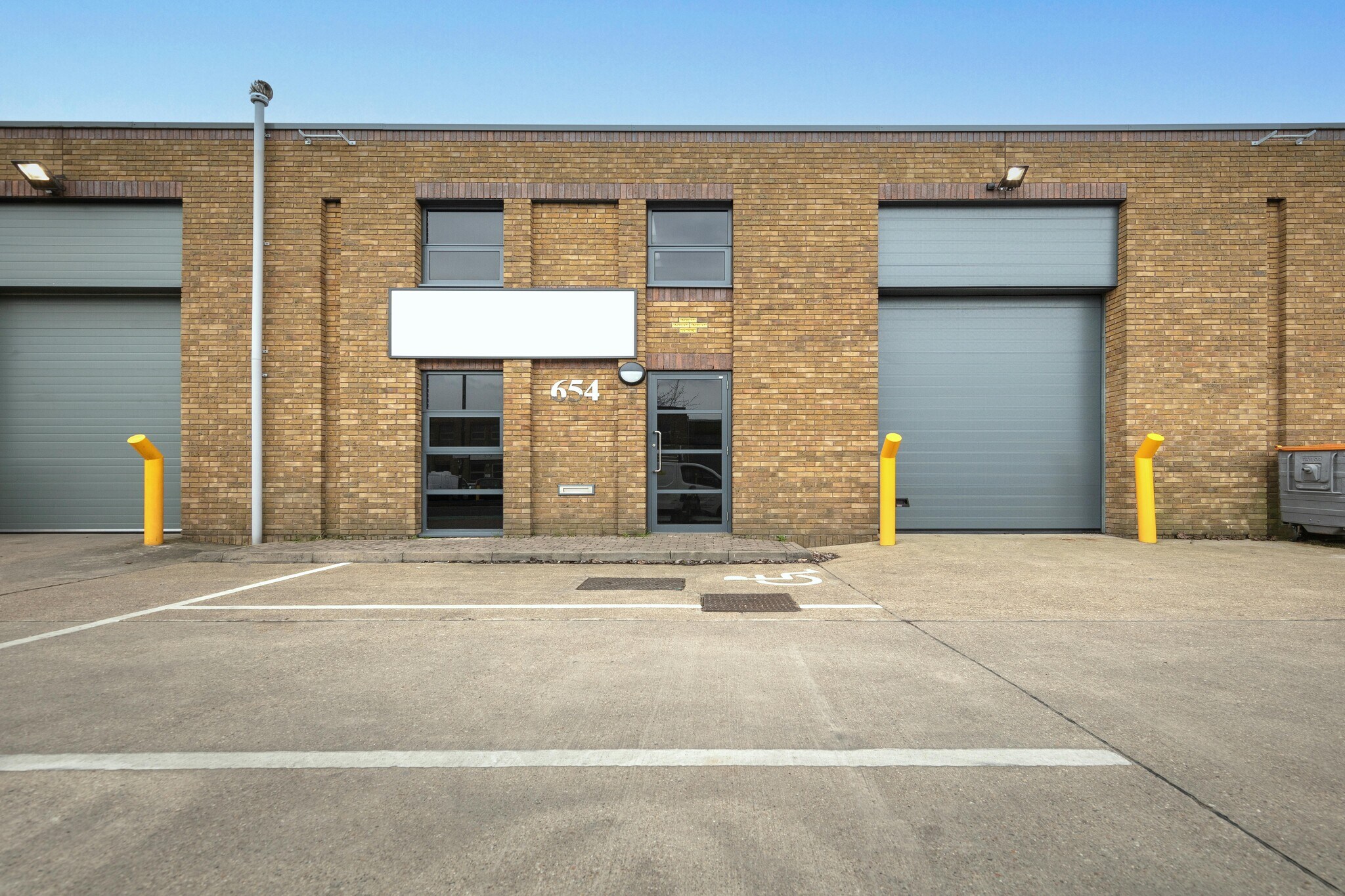 654 River Gdns, Feltham for sale Building Photo- Image 1 of 1