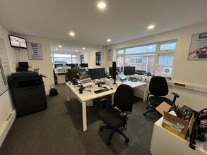 9 Crittall Rd, Witham to rent Interior Photo- Image 1 of 7
