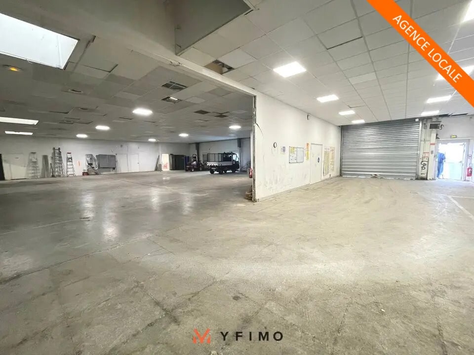 Vente Local d'activités 1 969 m² - Photo 1