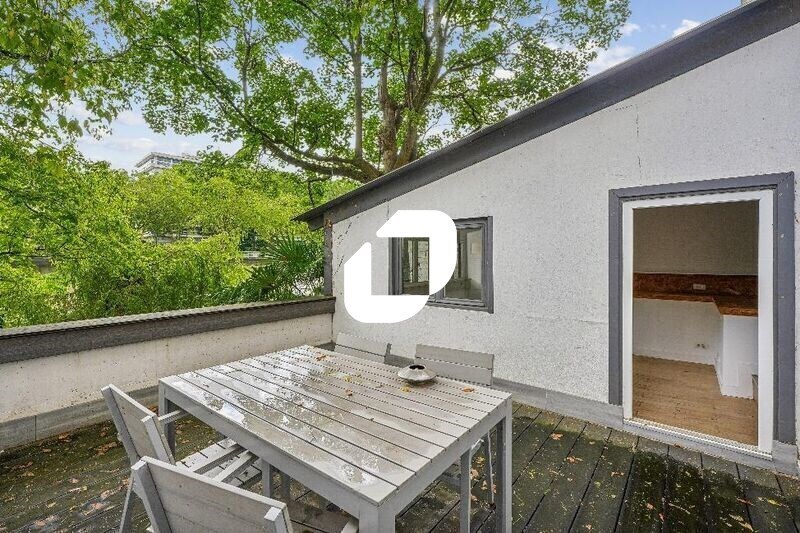 21 Boulevard Du Parc, Neuilly-sur-Seine for sale Building Photo- Image 1 of 9