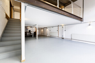 1-5 Vyner St, London for rent Interior Photo- Image 2 of 6