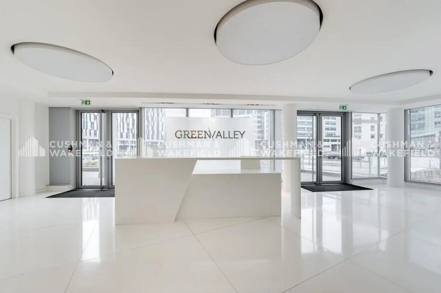 Office in Massy to rent - Building Photo - Image 2 of 9