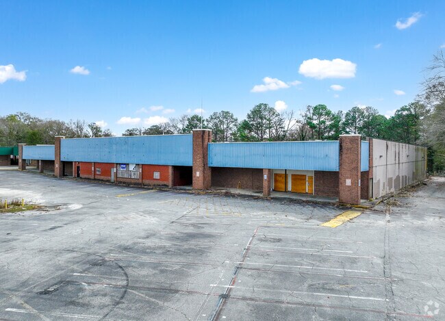 More details for 928 Wright Dr, Columbus, GA - Retail for Sale