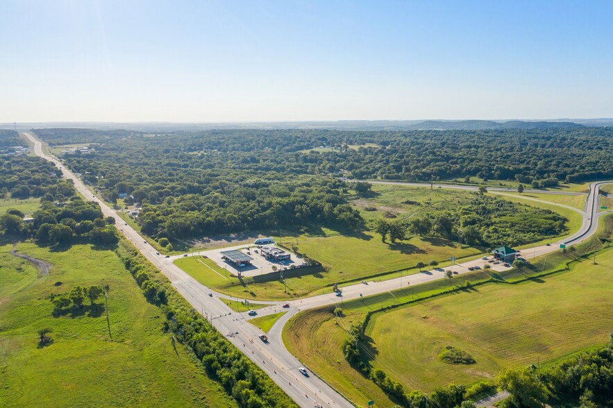 13542 E Highway 20, Claremore, OK for sale - Primary Photo - Image 1 of 8