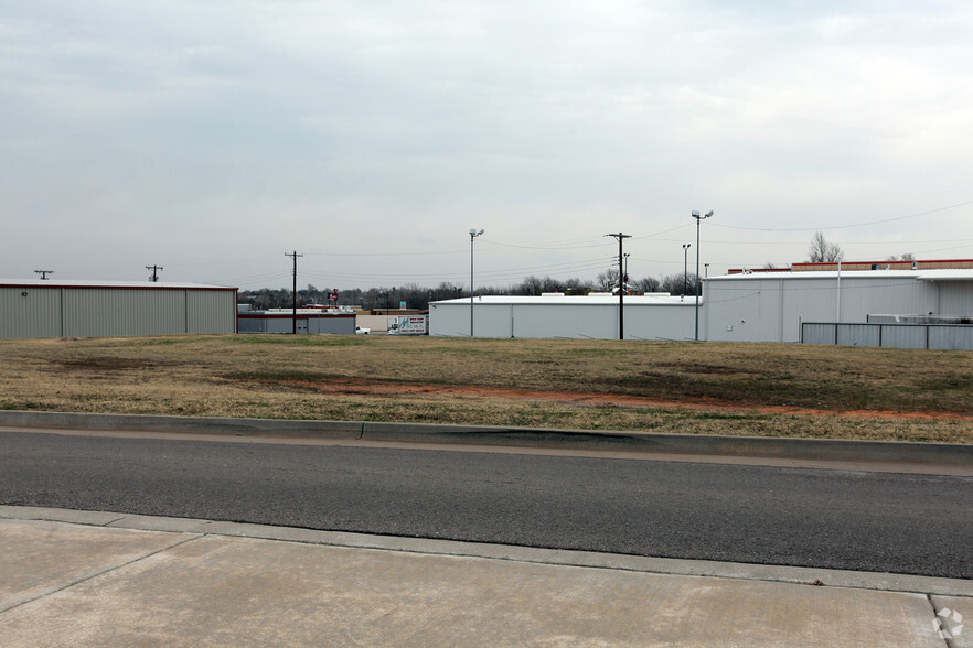 8901 SE 29th St, Midwest City, OK for sale - Primary Photo - Image 1 of 1