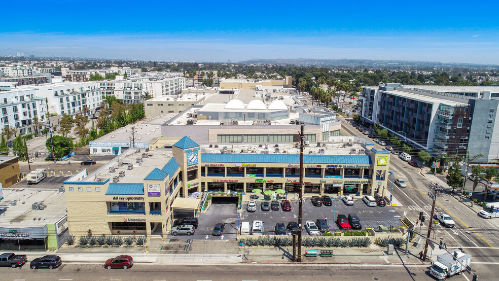 4240-4292 Lincoln Blvd, Marina Del Rey, CA for rent - Building Photo - Image 1 of 18