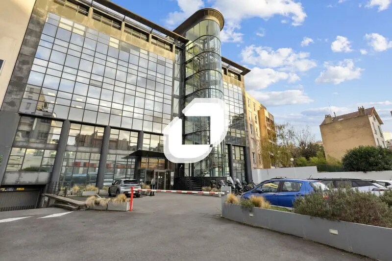 56 Boulevard De La Mission Marchand, Courbevoie to rent Building Photo- Image 1 of 3