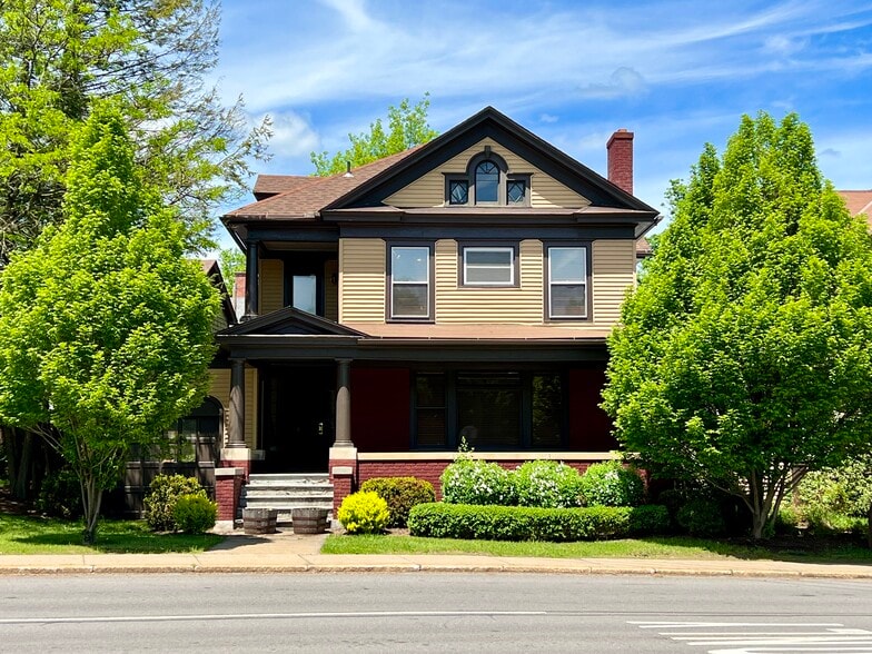 341-343 Main St, Oneonta, NY for sale - Building Photo - Image 1 of 1