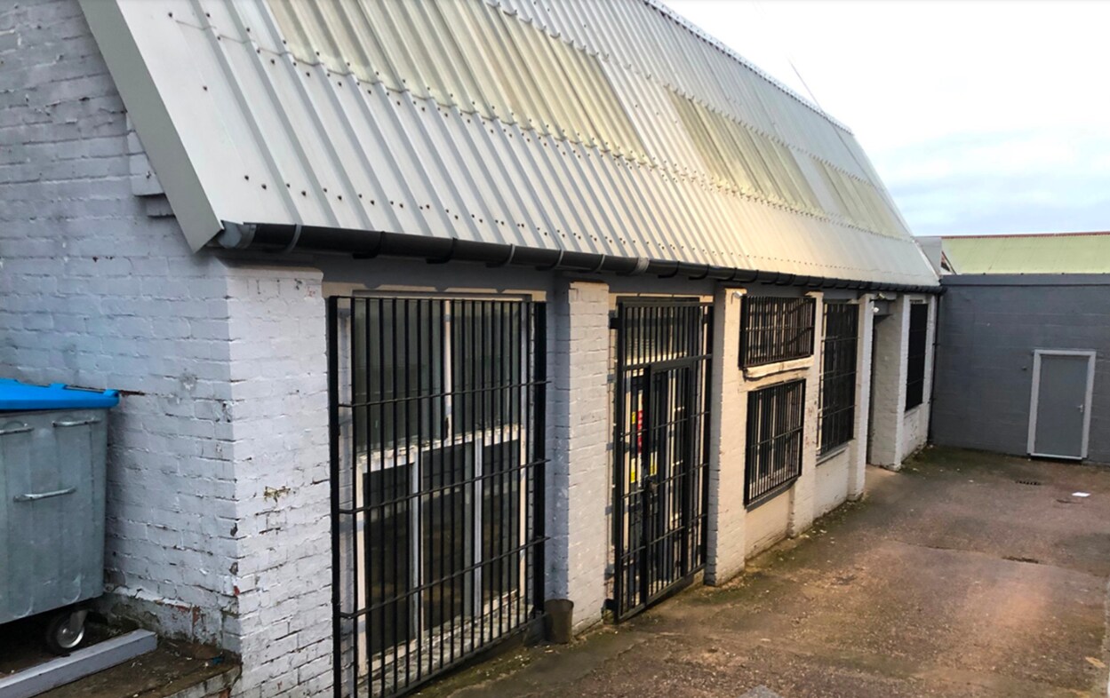 Park St, Stourbridge to rent Building Photo- Image 1 of 6