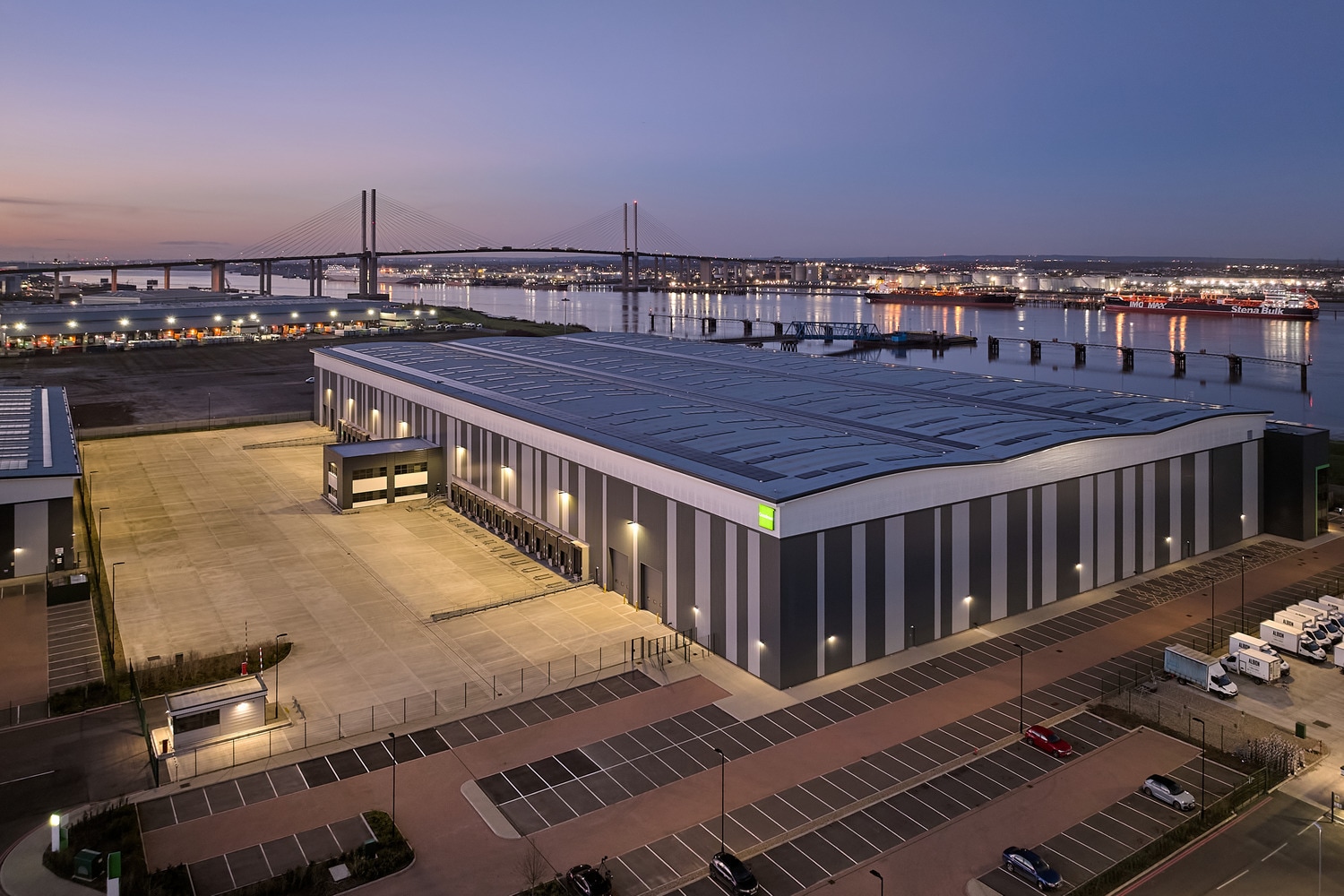 Clipper Blvd, Dartford to rent Aerial- Image 1 of 30