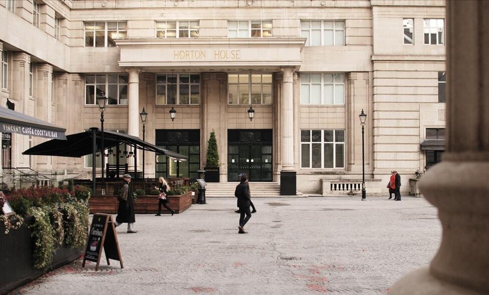 Exchange Flags, Liverpool to rent - Building Photo - Image 2 of 3