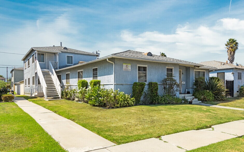 90259031 Reading Ave, Los Angeles 90045 UK