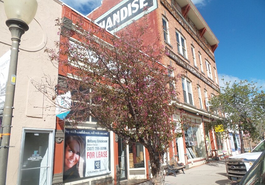 927 Main St, Evanston, WY for rent - Building Photo - Image 1 of 28